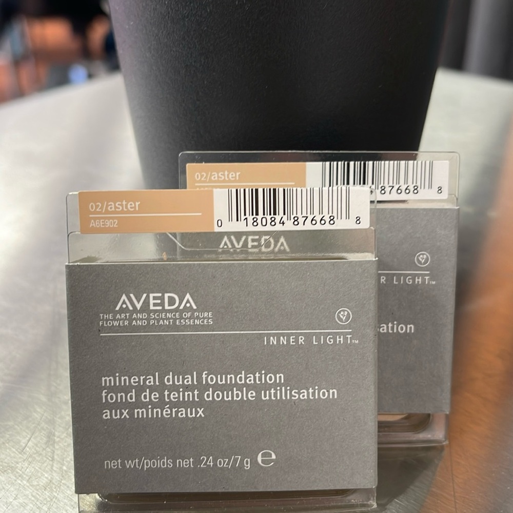 Two New Aveda mineral dual foundation Aster